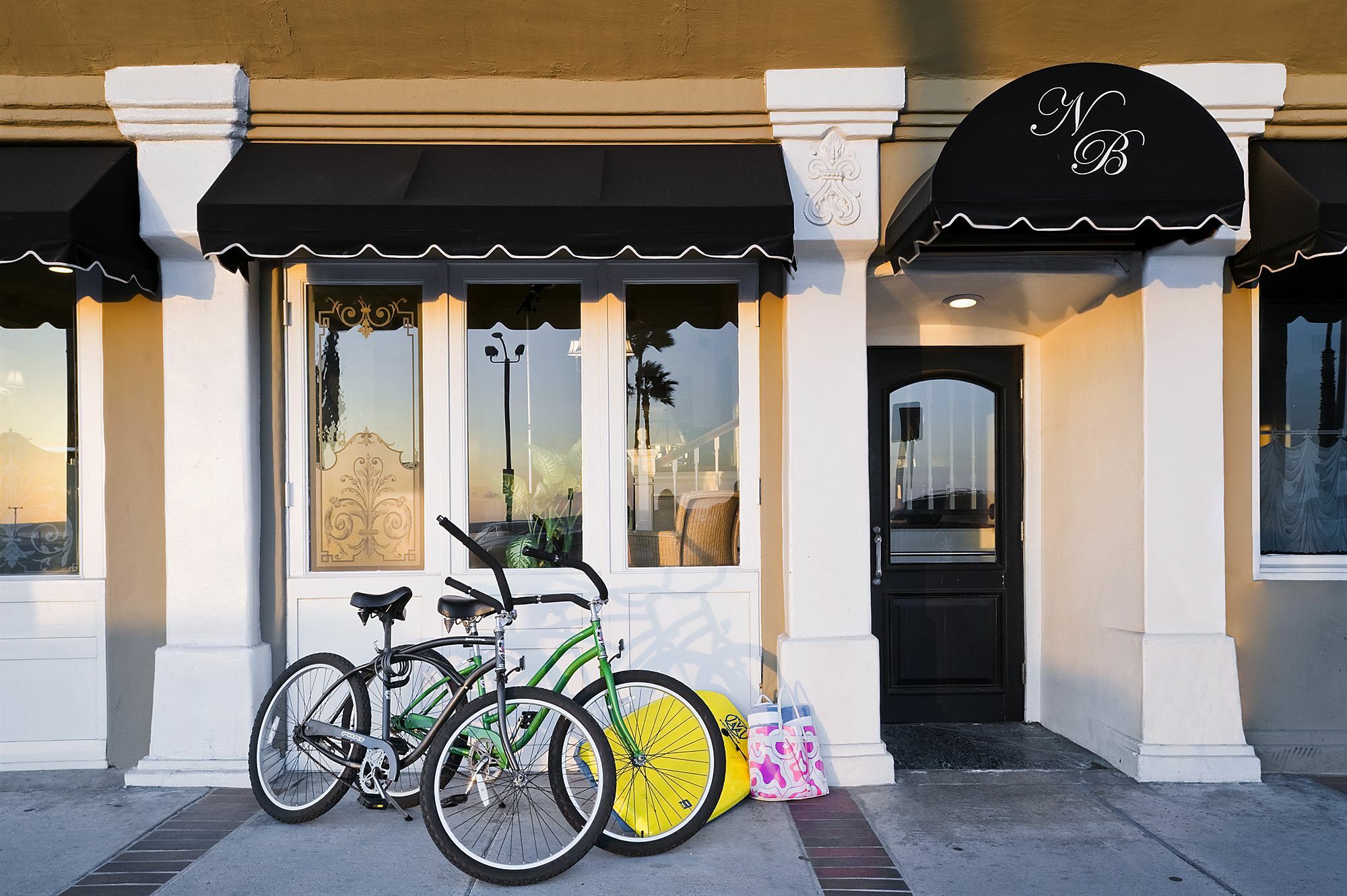 Newport Beach Hotel Exterior photo